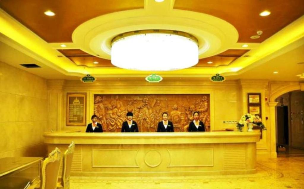 Vienna International Hotel Lhasa Potala Palace Exterior photo
